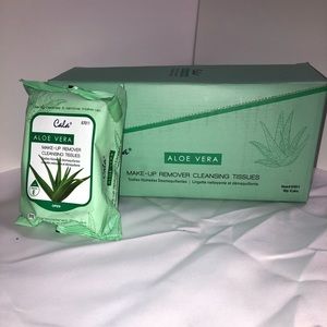 Makeup remover wipes